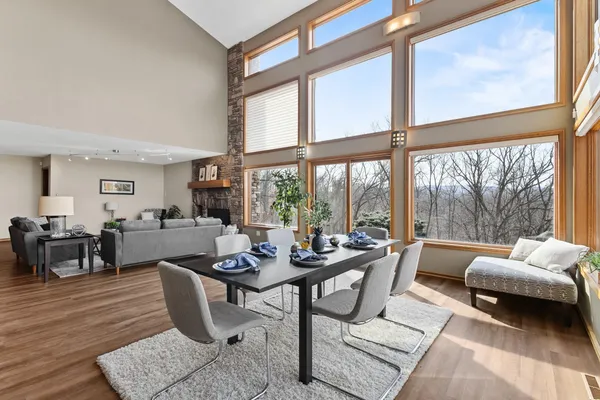$1,250,000 | 3361 North N, Blue Mounds, WI 53517