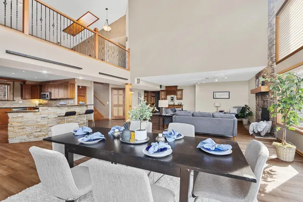 $1,250,000 | 3361 North N, Blue Mounds, WI 53517
