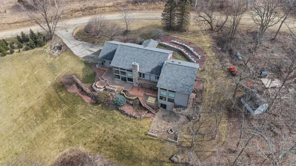 $1,250,000 | 3361 North N, Blue Mounds, WI 53517