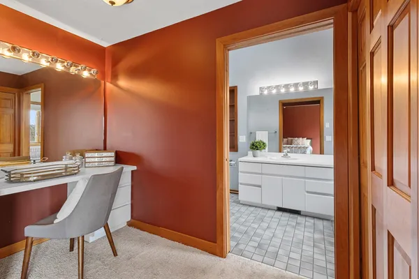 $1,250,000 | 3361 North N, Blue Mounds, WI 53517