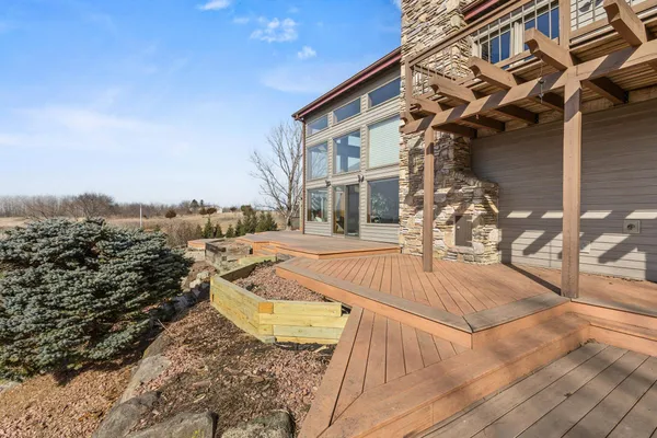 $1,250,000 | 3361 North N, Blue Mounds, WI 53517