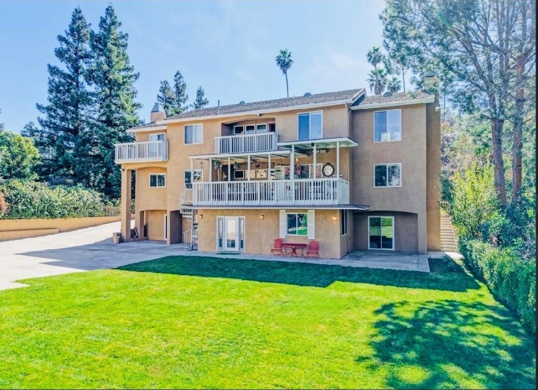 1377 Knoll Road, Unit A Redlands, CA 92373 - Photo 1 of 26 1000004497