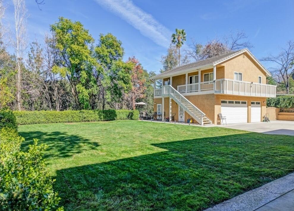 1377 Knoll Road, Unit A Redlands, CA 92373 - Photo 2 of 26 1000004317