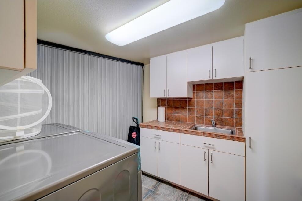 1377 Knoll Road, Unit A Redlands, CA 92373 - Photo 6 of 26 1000004485