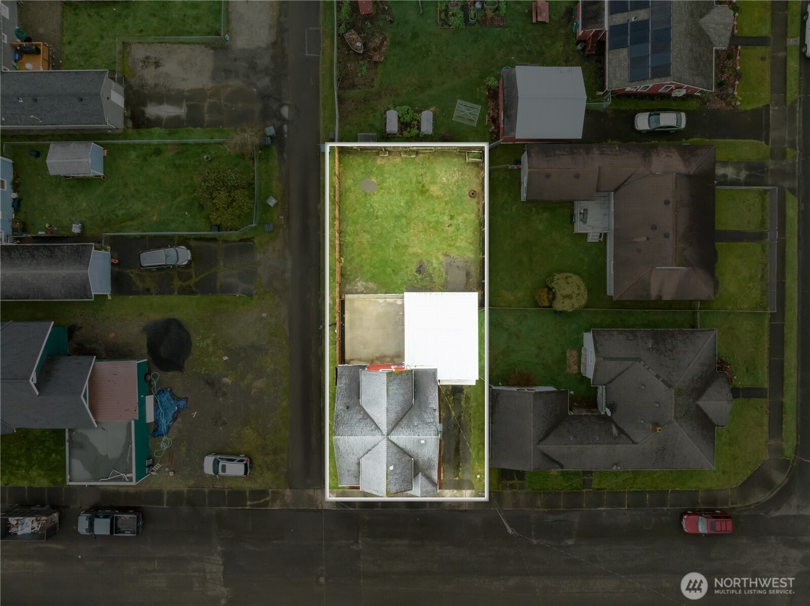 508 30th Street Hoquiam, WA 98550 - Photo 39 of 40 an aerial view of a house