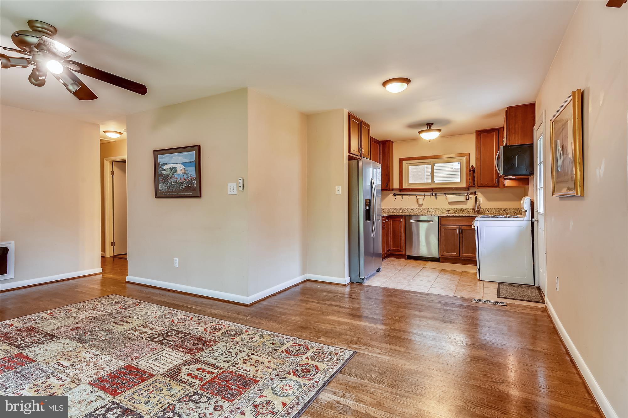 3201 Blueford Road Kensington, MD 20895 - Photo 4 of 33 Living Room