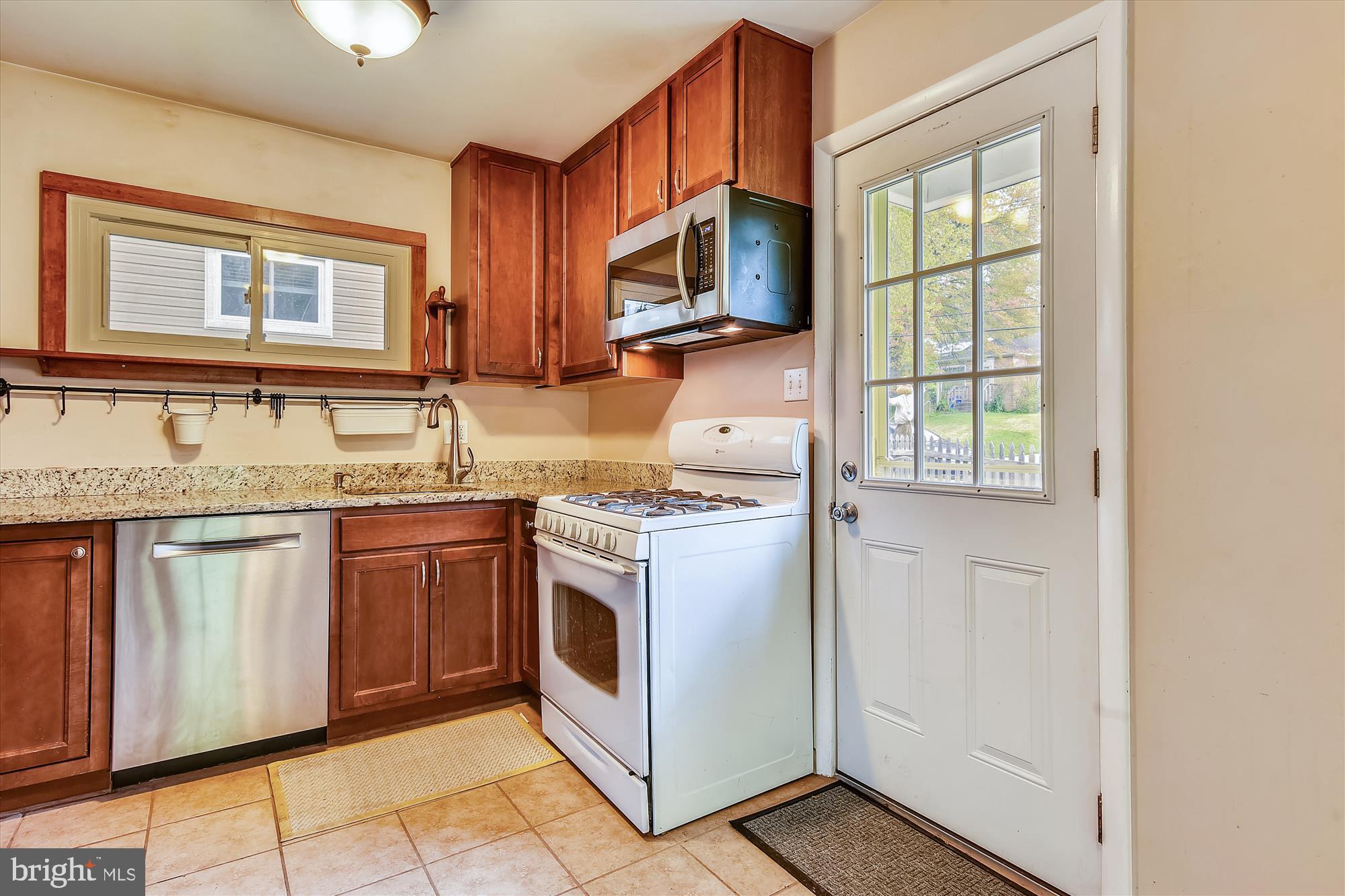 3201 Blueford Road Kensington, MD 20895 - Photo 5 of 33 Kitchen