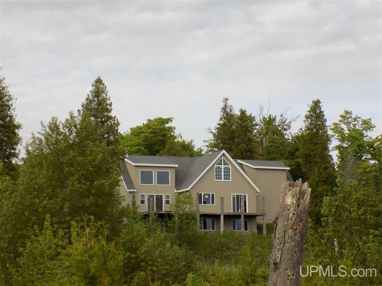 9575 Little Harbor Road Manistique, MI 49854 - Photo 8 of 32 Gallery Image 8