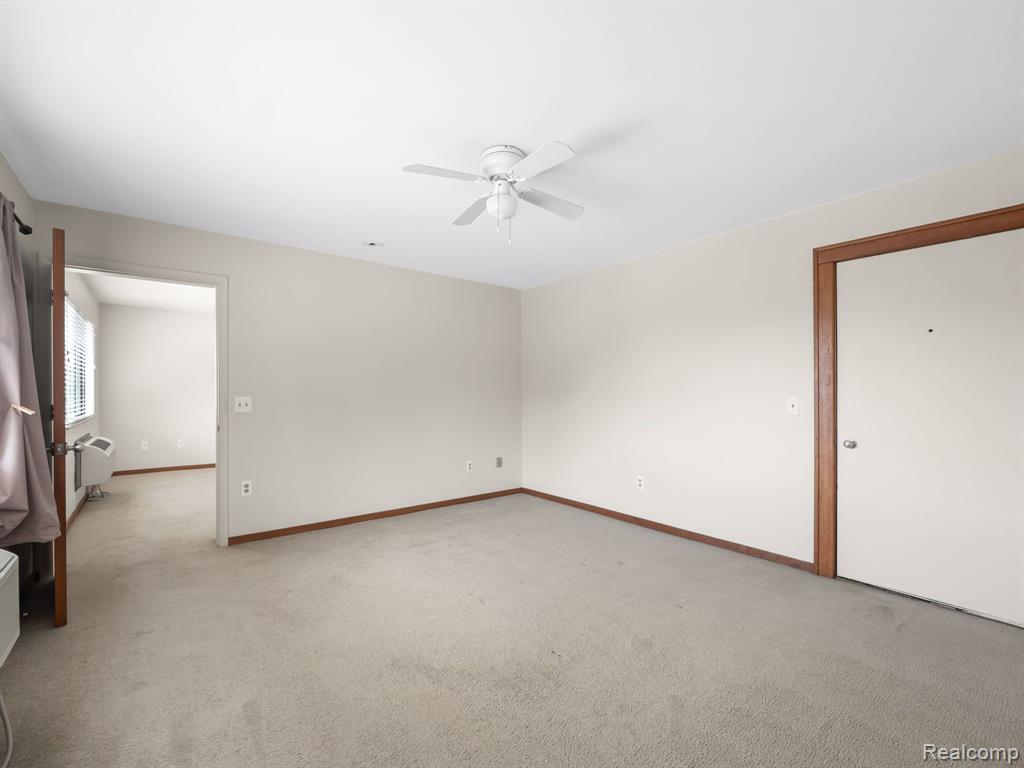 112 Terry Avenue Rochester, MI 48307 - Photo 11 of 20