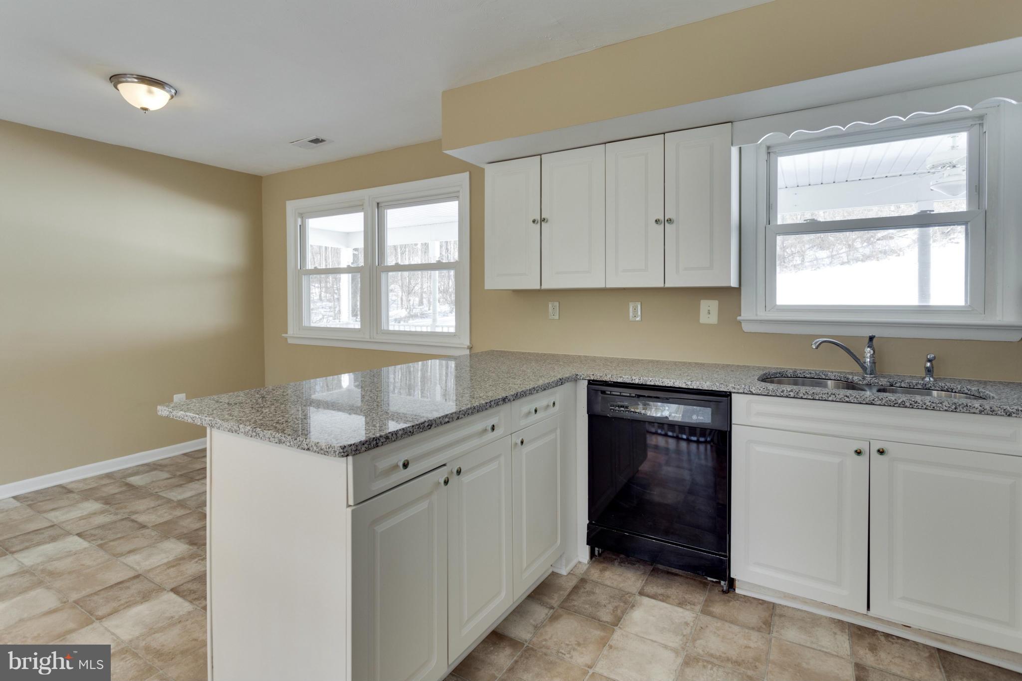 3815 Sage Road Delaplane, VA 20144 - Photo 14 of 30 Kitchen