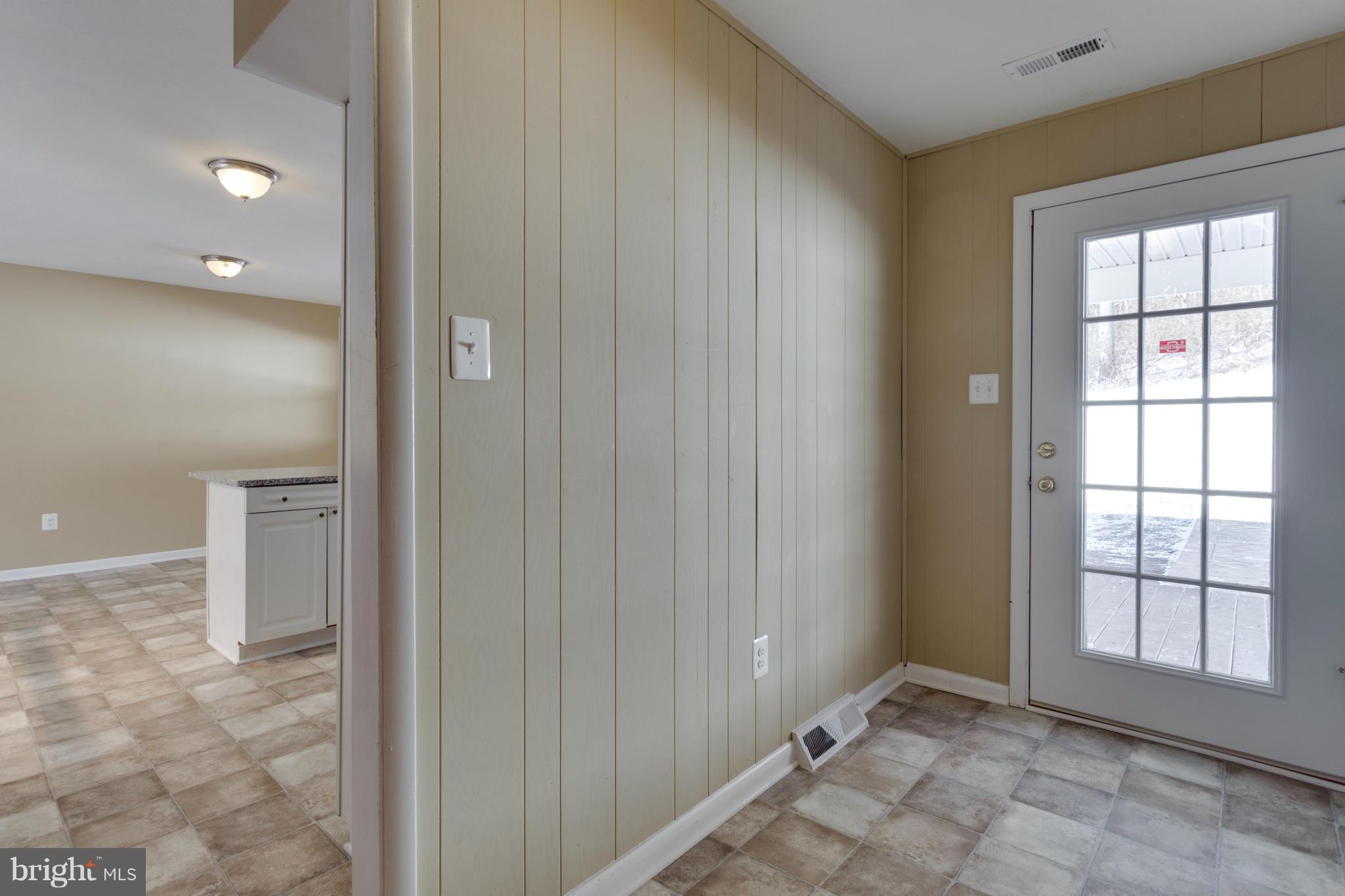 3815 Sage Road Delaplane, VA 20144 - Photo 9 of 30 Interior (General)