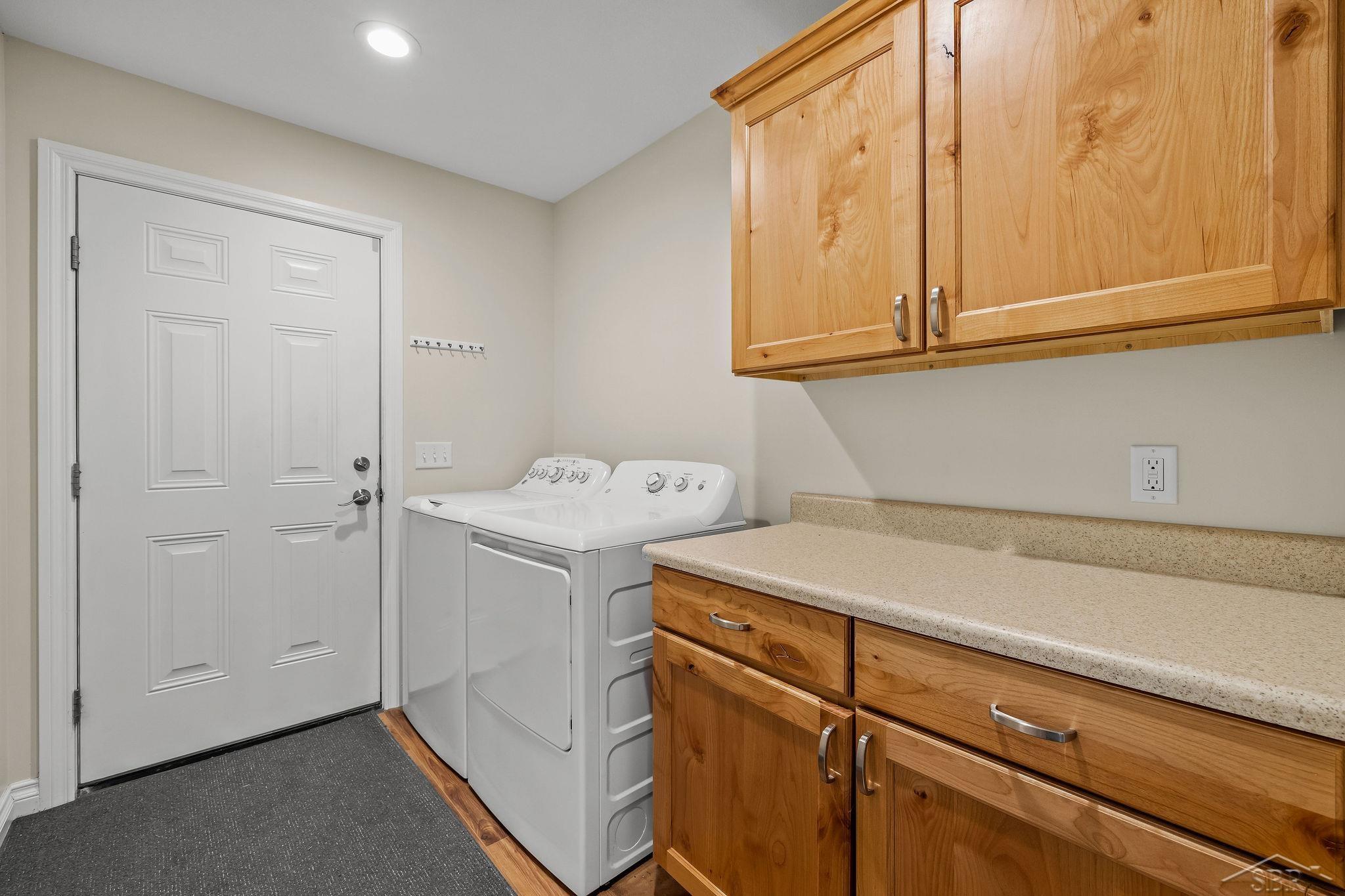 609 Wheeler Road Auburn, MI 48611 - Photo 30 of 47 50117491-29.JPG