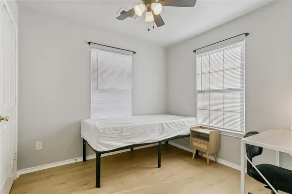 $650 | 107 South Crawford Street, Unit 4, Denton, TX 76205