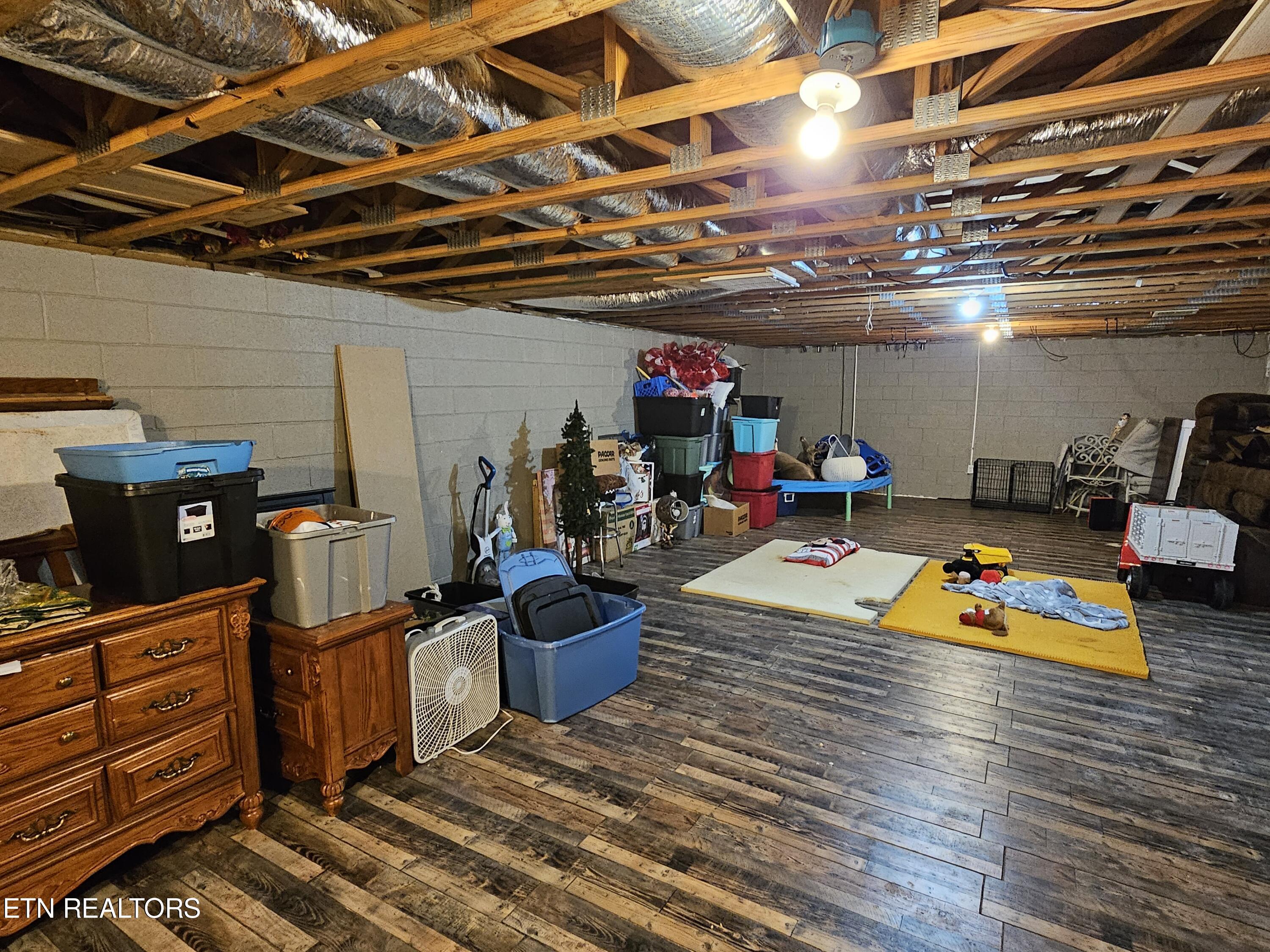 2734 Back Valley Road Speedwell, TN 37870 - Photo 40 of 42 1000023074