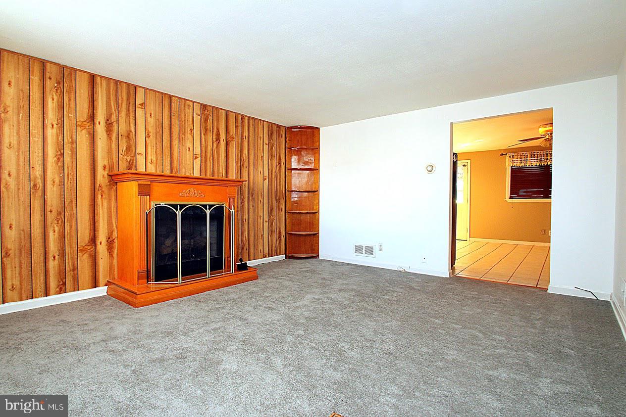7815 Kentley Road Baltimore, MD 21222 - Photo 11 of 57