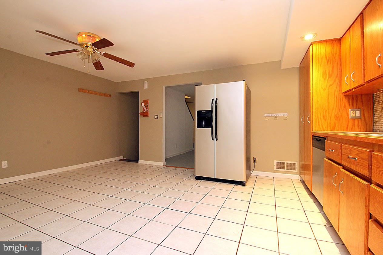 7815 Kentley Road Baltimore, MD 21222 - Photo 23 of 57