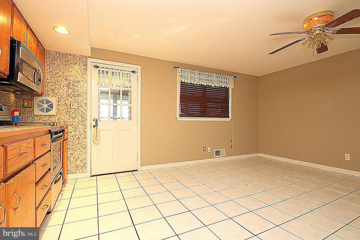 7815 Kentley Road Baltimore, MD 21222 - Photo 24 of 57