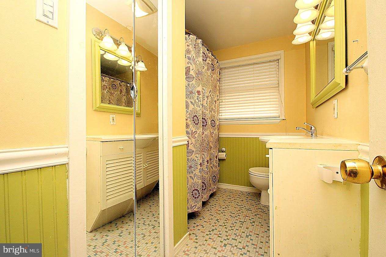 7815 Kentley Road Baltimore, MD 21222 - Photo 36 of 57