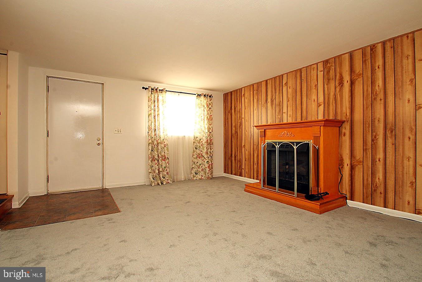 7815 Kentley Road Baltimore, MD 21222 - Photo 6 of 57