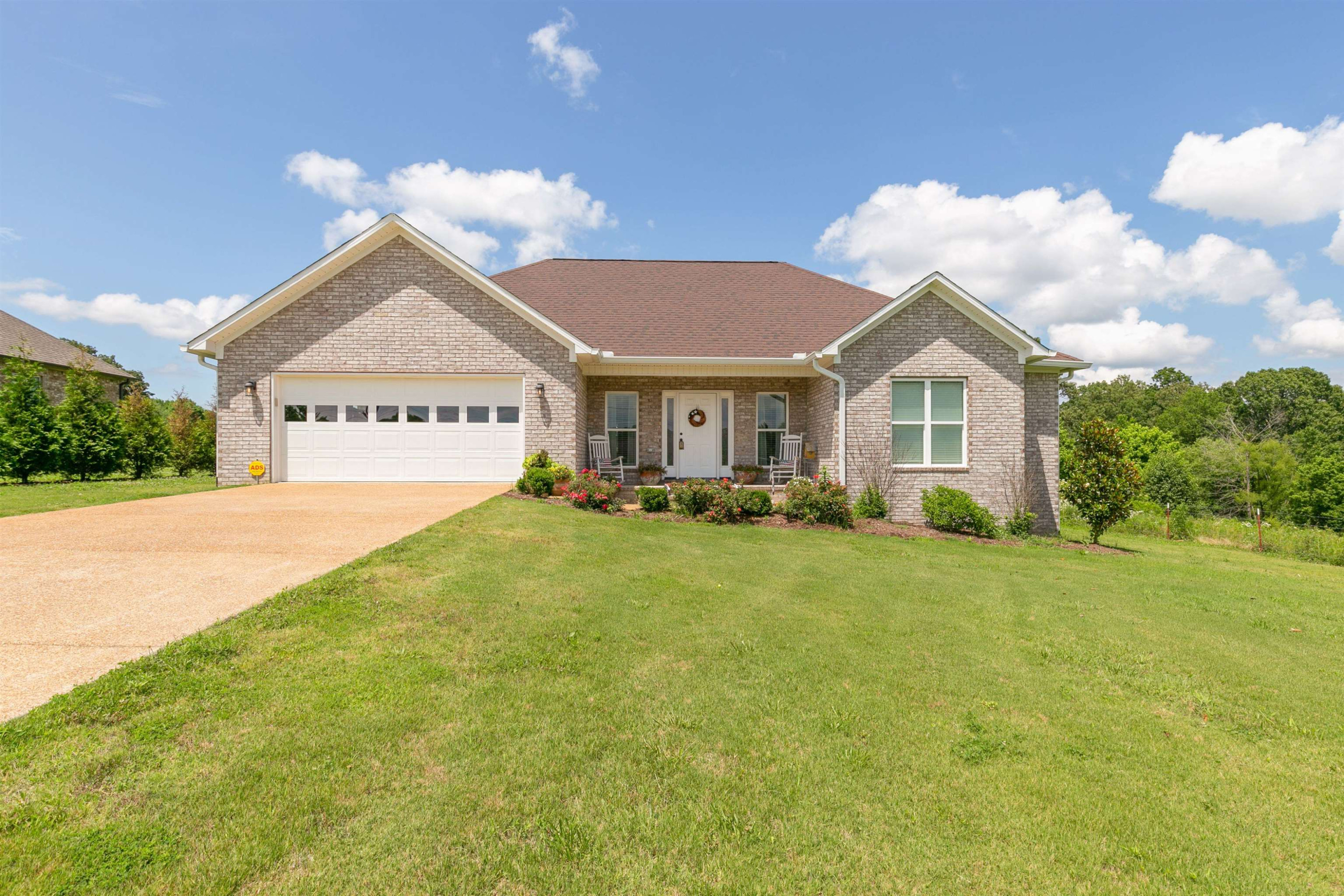645 Smith Road Luray, TN 38352 - Photo 1 of 23 Photo 1