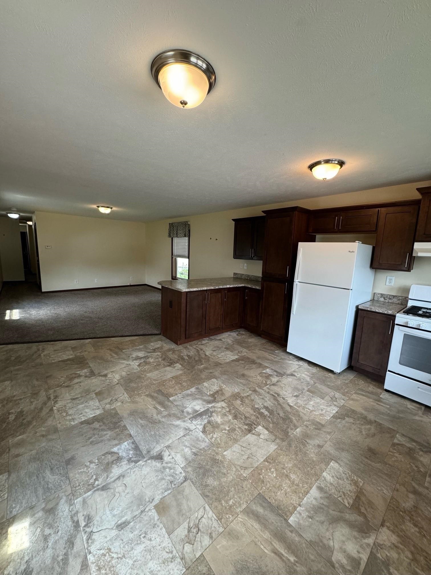 135 East Maple Street, Unit 135 Reedsburg, WI 53959 - Photo 37 of 40