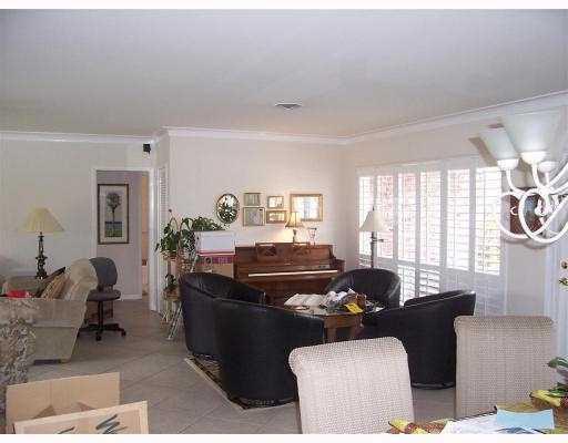 811 Northeast 70th Street Boca Raton, FL 33487 - Photo 5 of 7 Additional Photo