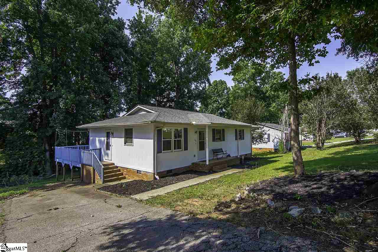 129 Everest Drive Inman, SC 29349 - Photo 3 of 26 Gallery Image 3