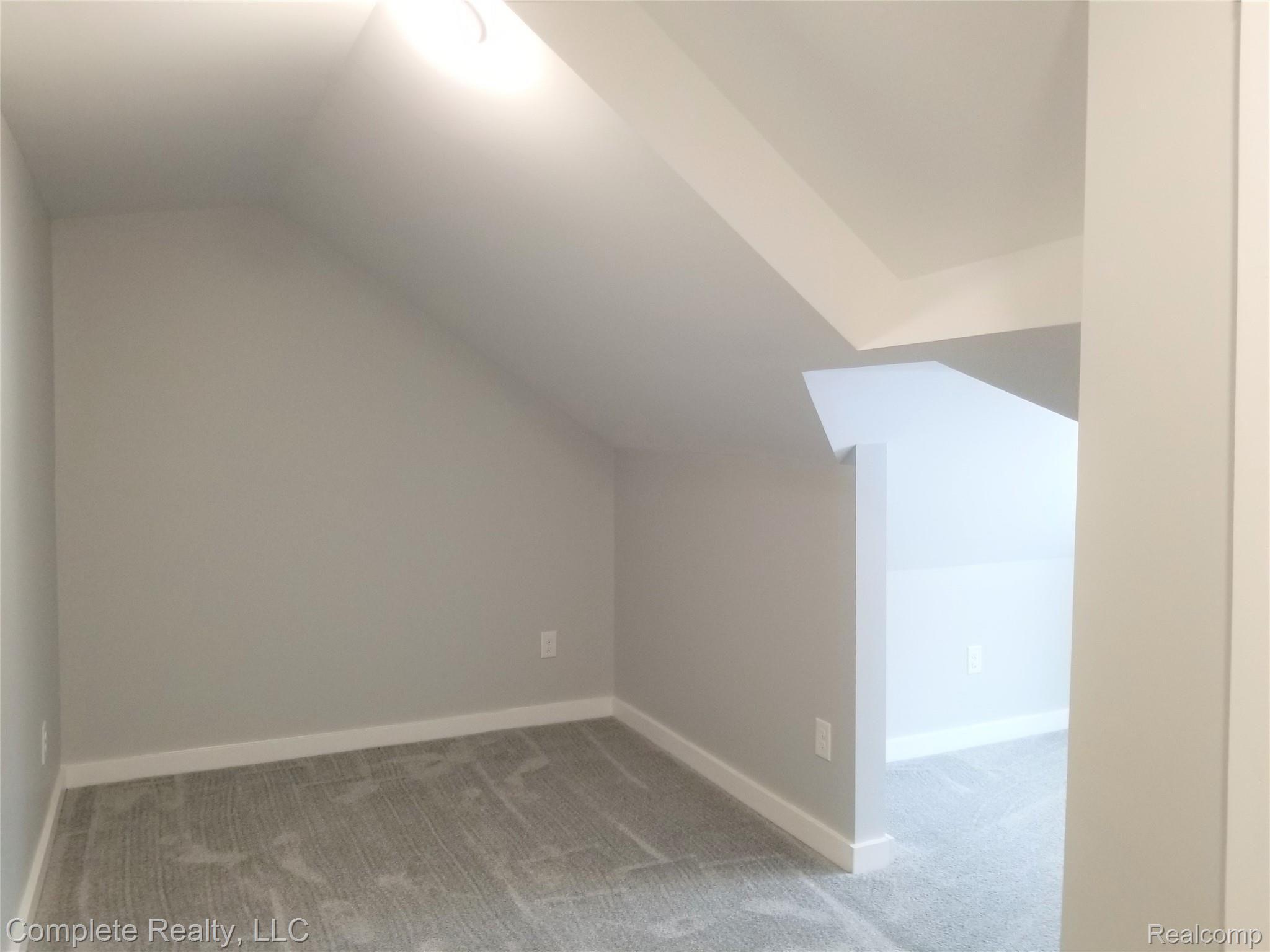 4447 East Carpenter Road Flint, MI 48506 - Photo 42 of 48 20210128_122719.jpg