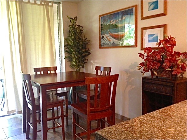 2495 South Kihei Road, Unit 153 Kihei, HI 96753 - Photo 3 of 11 a dining room with furniture and window
