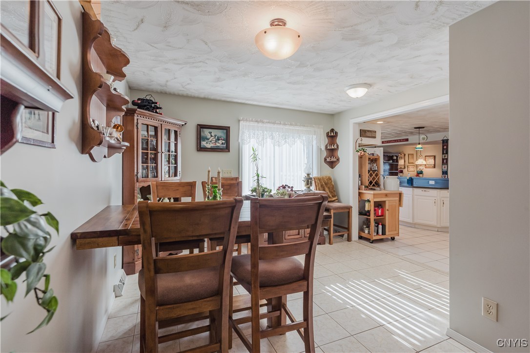 35303 State Rte Cape Cape Vincent, NY 13618 - Photo 16 of 44 dining area