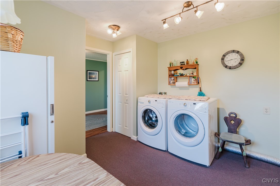 35303 State Rte Cape Cape Vincent, NY 13618 - Photo 19 of 44 laundry room
