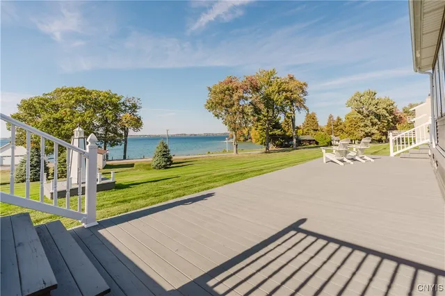 $469,500 | 35303 State Rte Cape, Cape Vincent, NY 13618