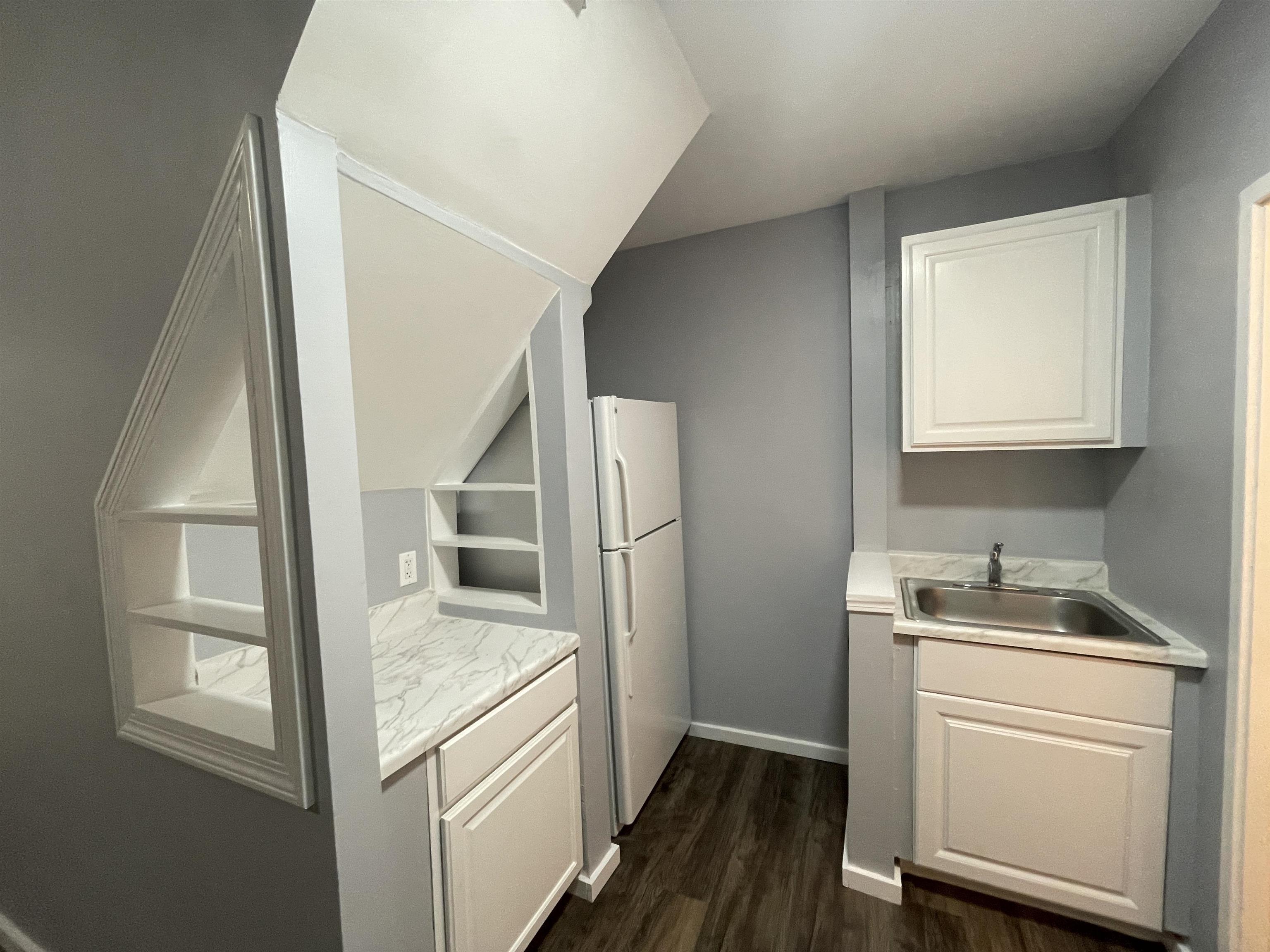 66 Orange Street Manchester, NH 03104 - Photo 10 of 23