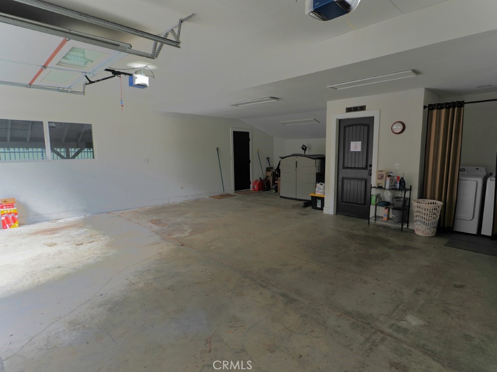 28596 North Bay Road Lake Arrowhead, CA 92352 - Photo 67 of 69 a view of a room with gym equipment