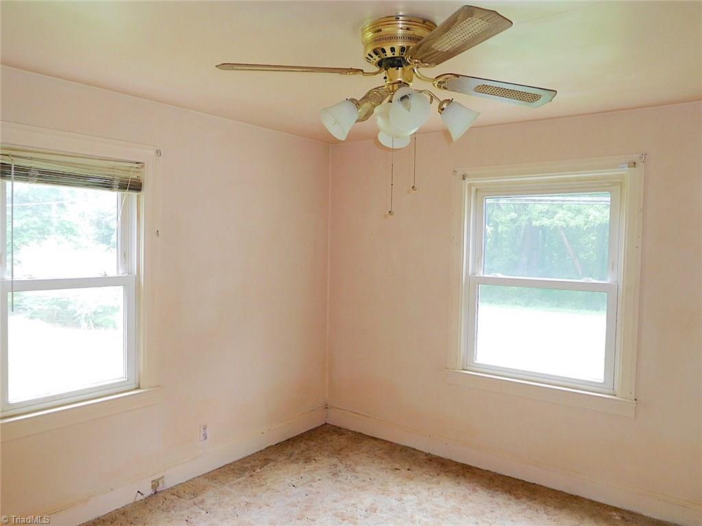 7825 Summerfield Road Summerfield, NC 27358 - Photo 13 of 20 Gallery Image 13