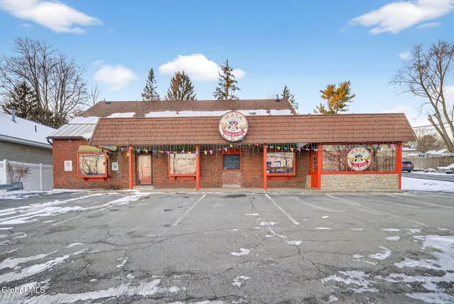 $575,000 | 2015 Rosa Road, Schenectady, NY 12309