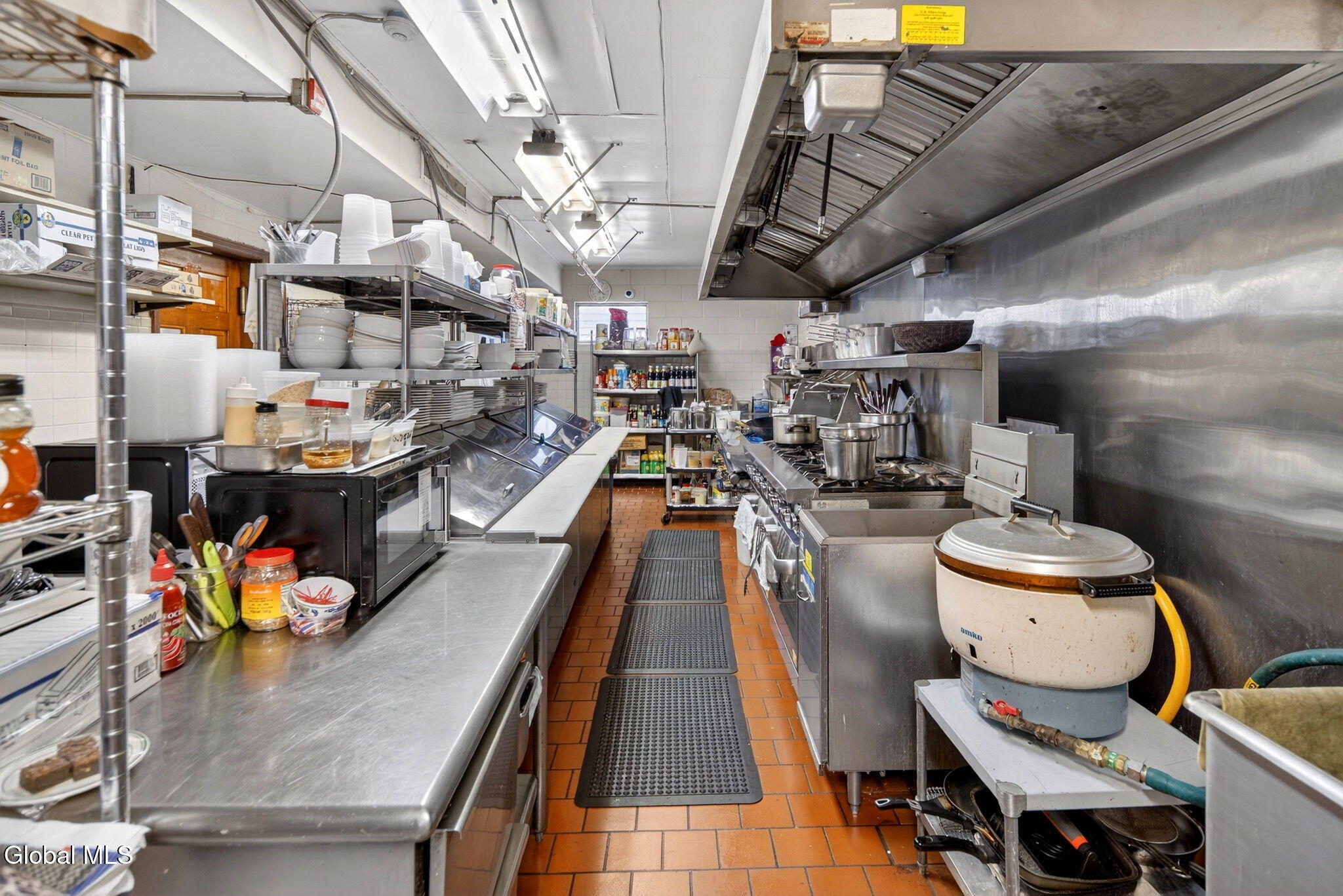 2015 Rosa Road Schenectady, NY 12309 - Photo 14 of 45 19-web-or-mls-019-DSC05419