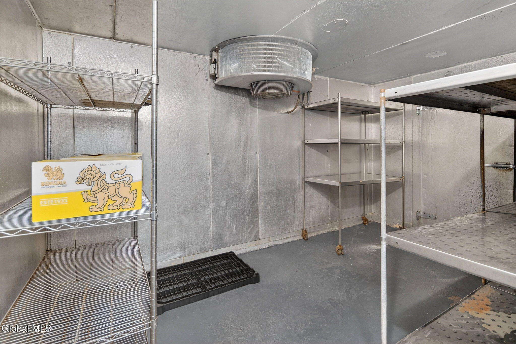 2015 Rosa Road Schenectady, NY 12309 - Photo 29 of 45 32-web-or-mls-032-DSC05518