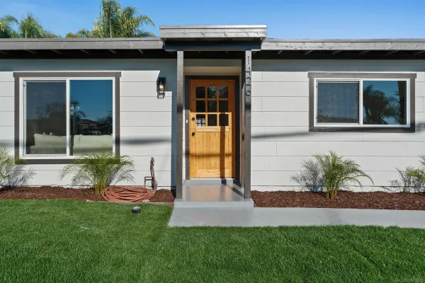 $995,000 | 1426 Santa Rosa Street, Oceanside, CA 92058