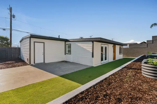 $995,000 | 1426 Santa Rosa Street, Oceanside, CA 92058