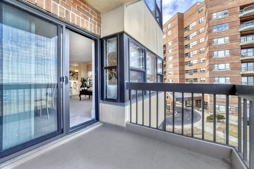 1 Seal Harbor Road, Unit 316 Winthrop, MA 02152 - Photo 17 of 35