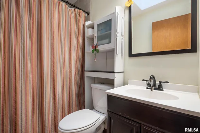 $369,900 | 6820 West Pfeiffer Road, Peoria, IL 61607