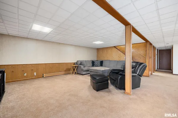 $349,900 | 6820 West Pfeiffer Road, Peoria, IL 61607