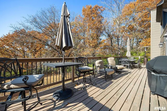 $369,900 | 6820 West Pfeiffer Road, Peoria, IL 61607