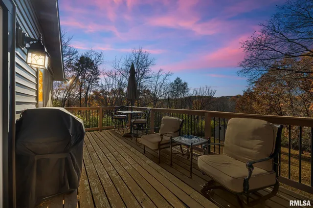 $369,900 | 6820 West Pfeiffer Road, Peoria, IL 61607