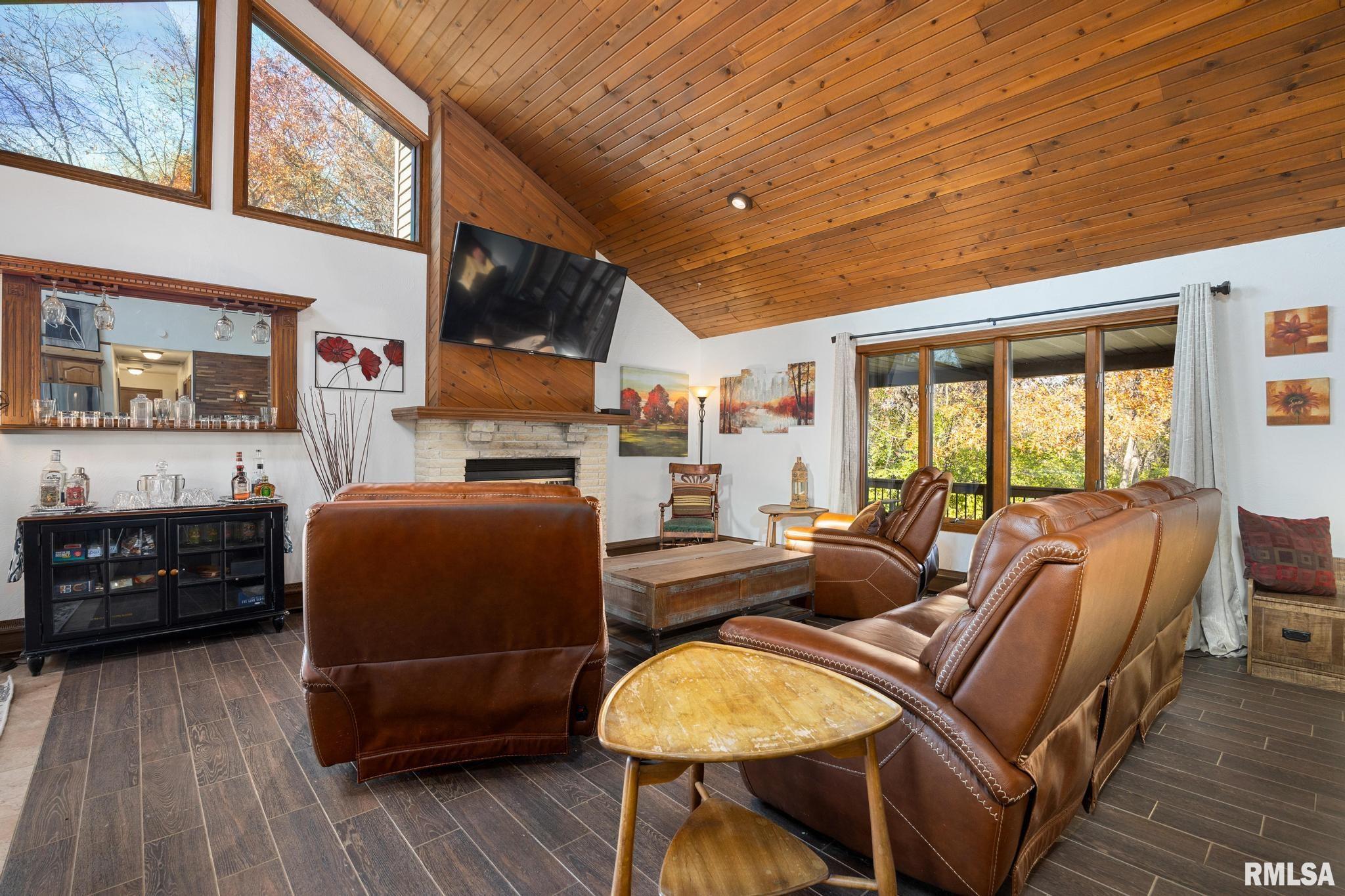 6820 West Pfeiffer Road Peoria, IL 61607 - Photo 7 of 42