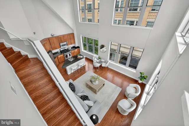 $1,000,000 | 1800 Wilson Boulevard, Unit 449, Arlington, VA 22201