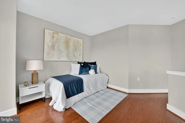 $1,000,000 | 1800 Wilson Boulevard, Unit 449, Arlington, VA 22201