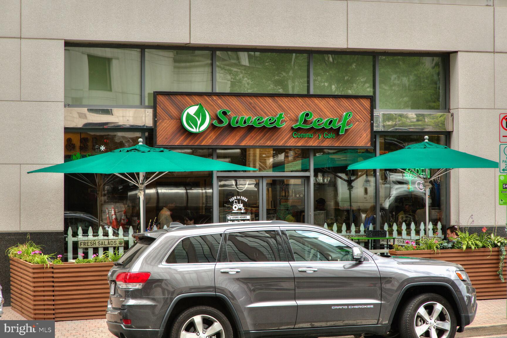 1800 Wilson Boulevard, Unit 449 Arlington, VA 22201 - Photo 89 of 99 Community Restaurants, Bars, & Shopping!