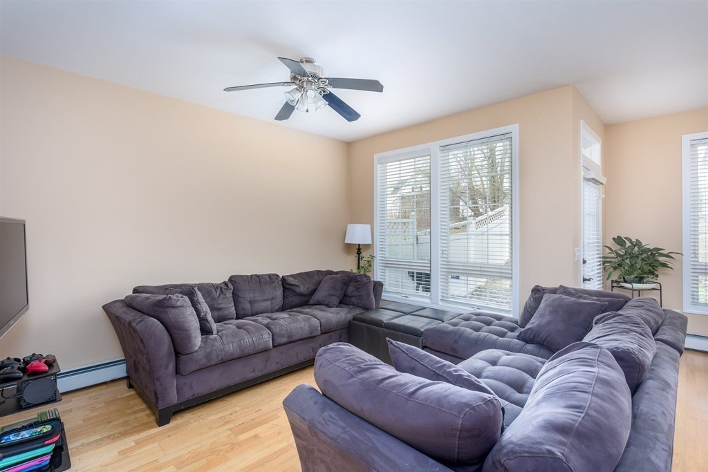 7 B Rudolph Street Worcester, MA 01604 - Photo 10 of 25 Gallery Image 10